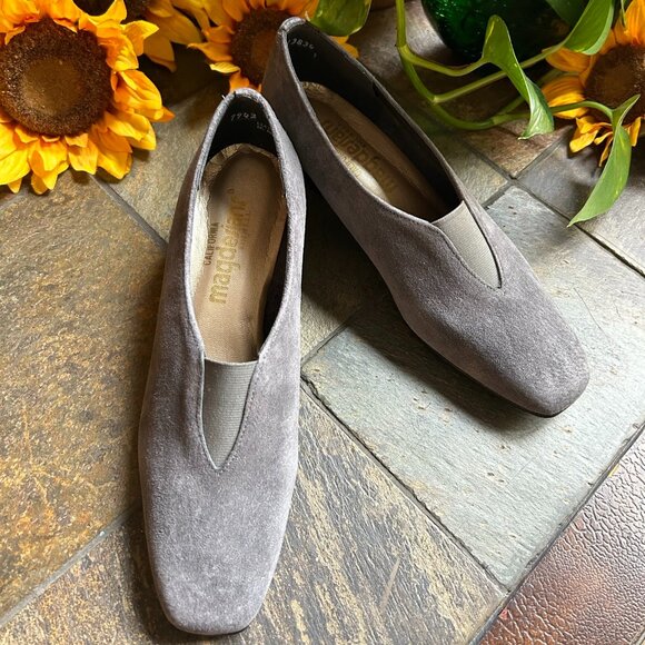 Magdesians Suede Slip-on Pumps in Grey (7) - Picture 3 of 14